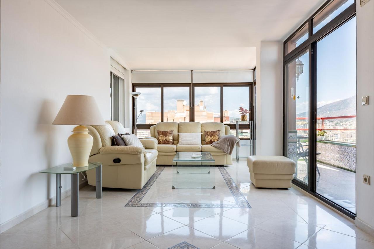 Malagasuite Skyviews Fuengirola Exterior photo